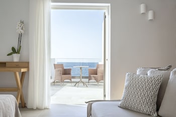 maritimo beach hotel