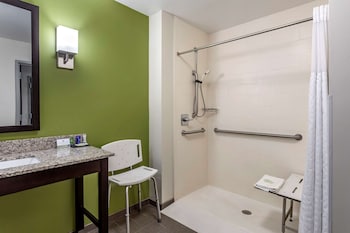 mainstay suites bowling green