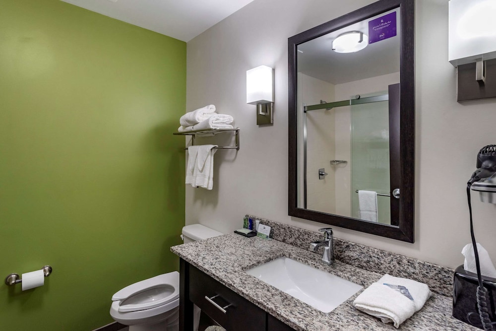 mainstay suites bowling green