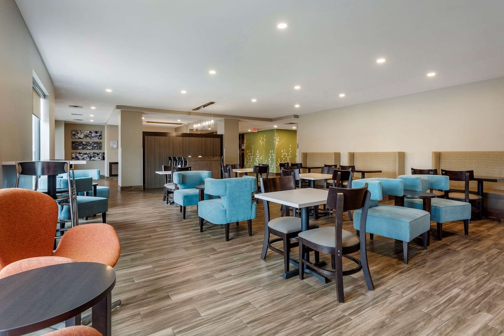 mainstay suites bowling green