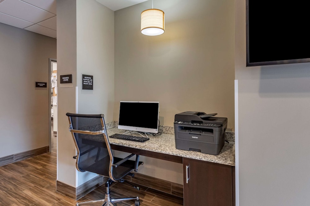 mainstay suites bowling green