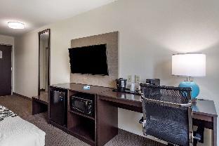 mainstay suites bowling green
