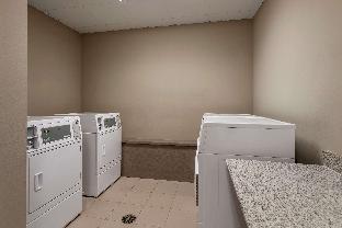 mainstay suites bowling green