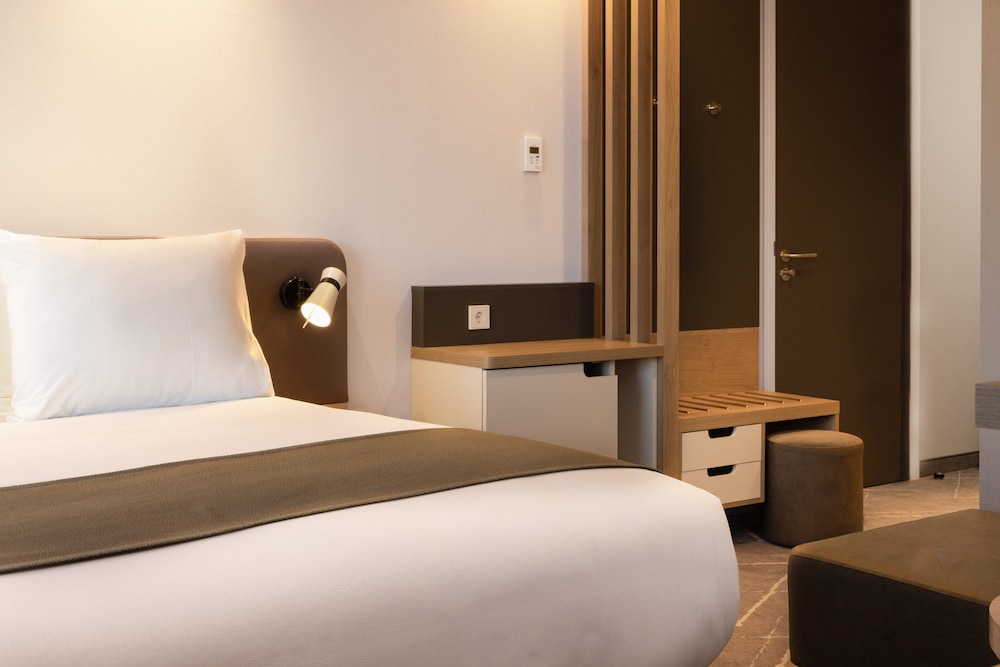 holiday inn eindhoven airport an ihg hotel