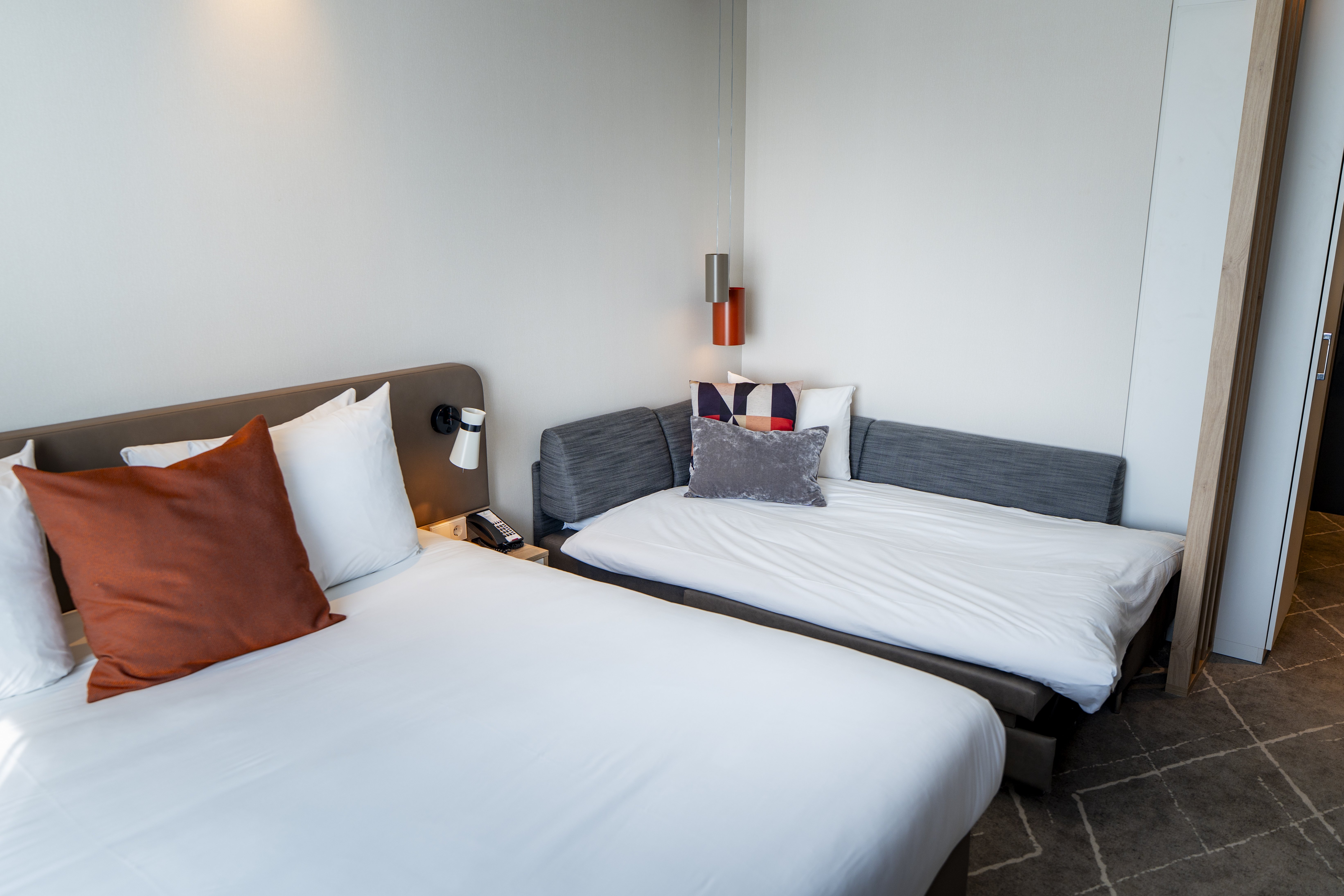 holiday inn eindhoven airport an ihg hotel