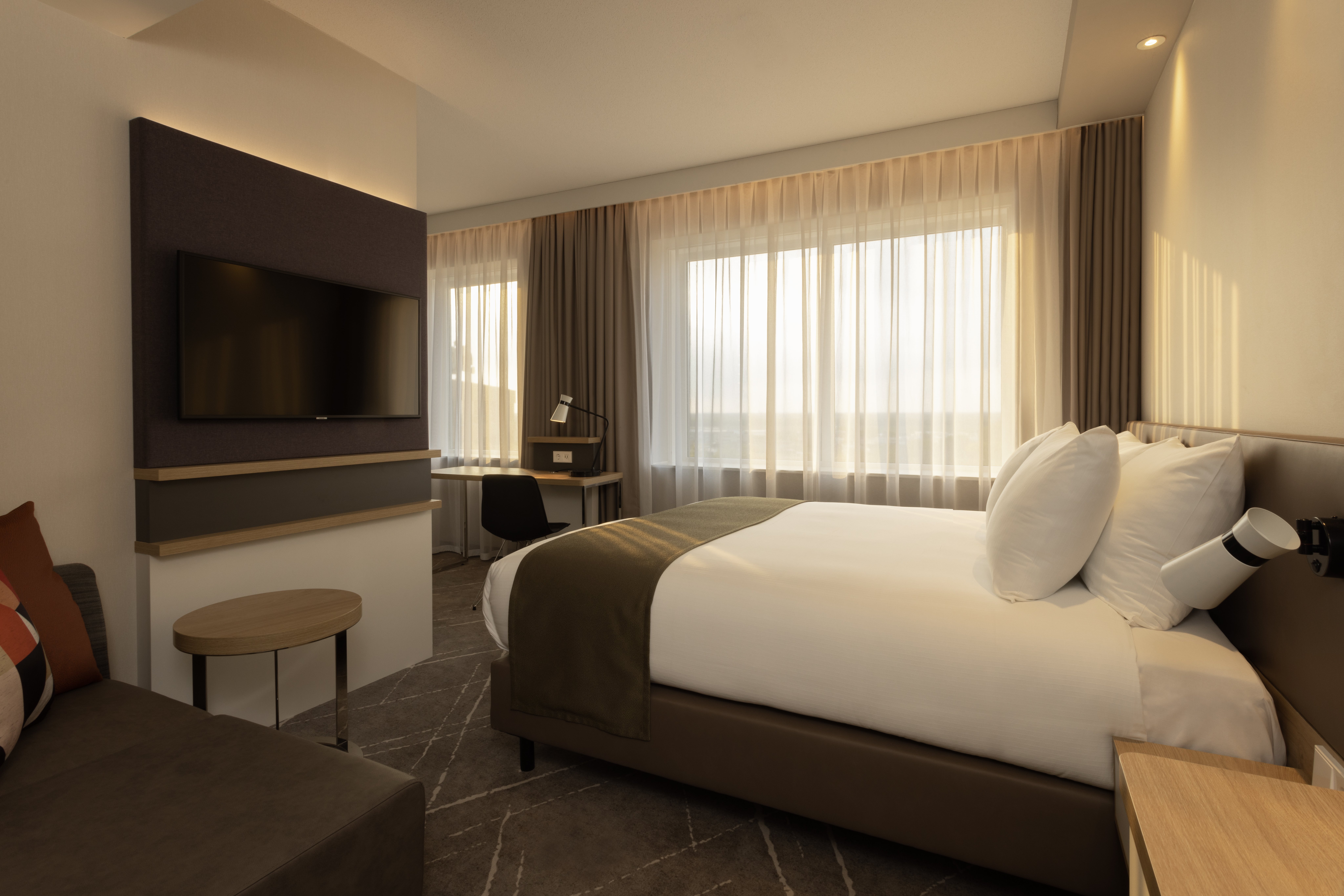 holiday inn eindhoven airport an ihg hotel
