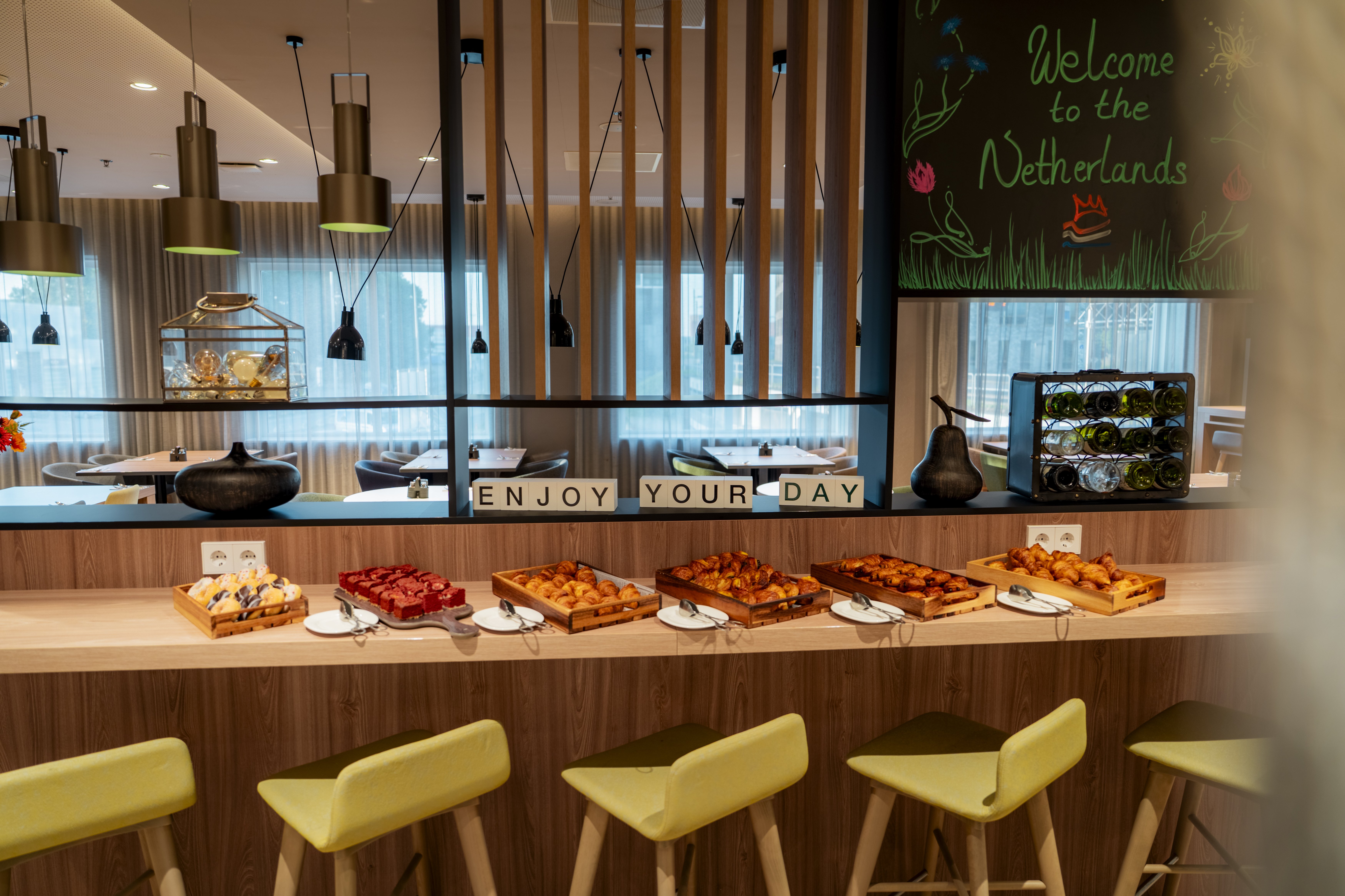 holiday inn eindhoven airport an ihg hotel