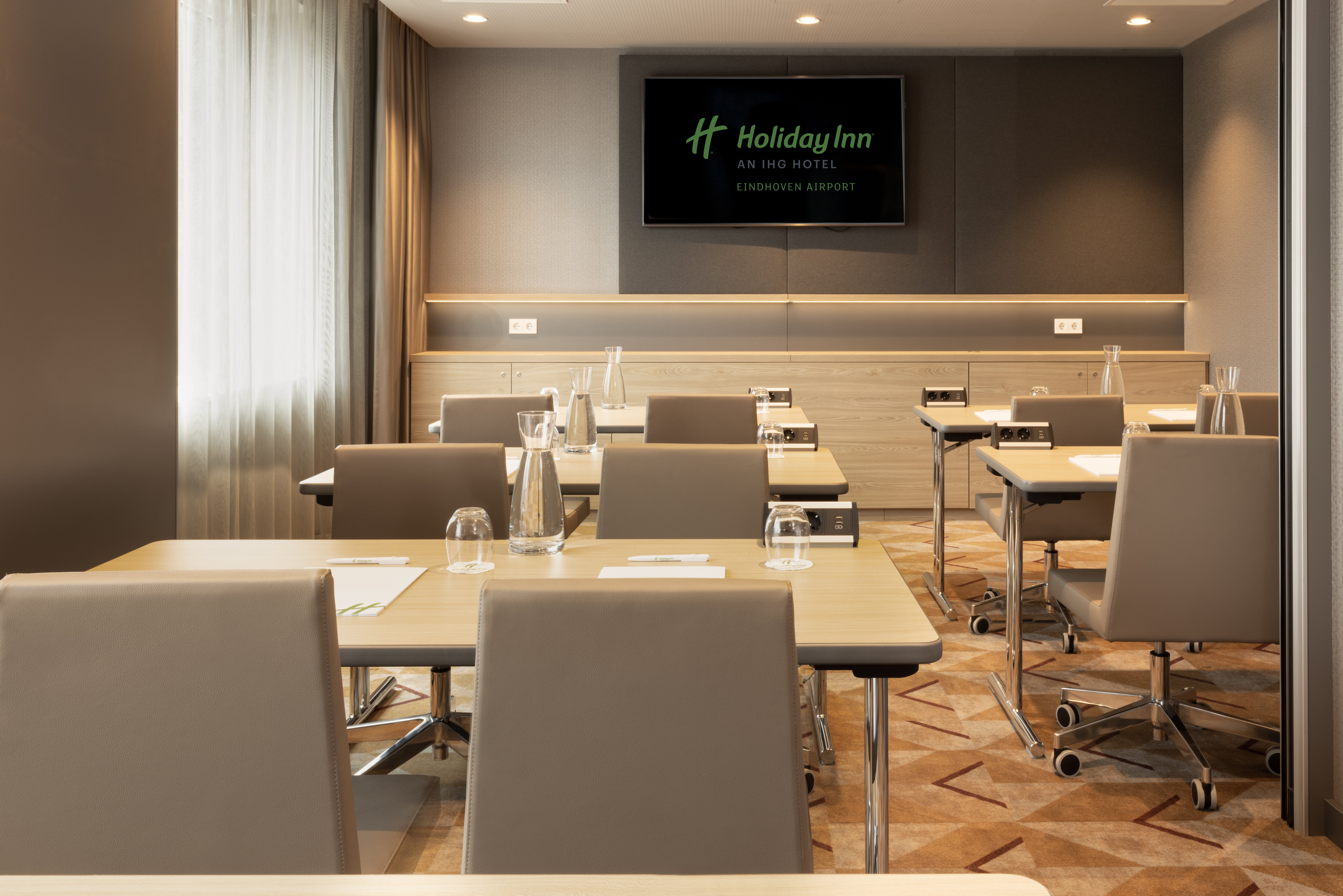 holiday inn eindhoven airport an ihg hotel