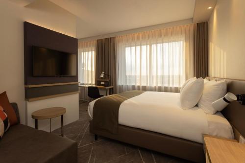 holiday inn eindhoven airport an ihg hotel