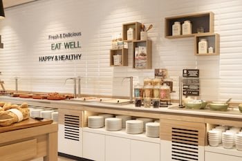 holiday inn eindhoven airport an ihg hotel