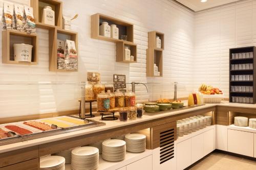 holiday inn eindhoven airport an ihg hotel