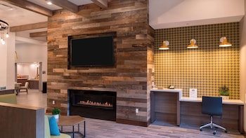 hampton inn riverside downtown