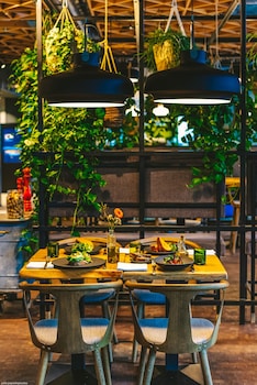 four elements hotel amsterdam