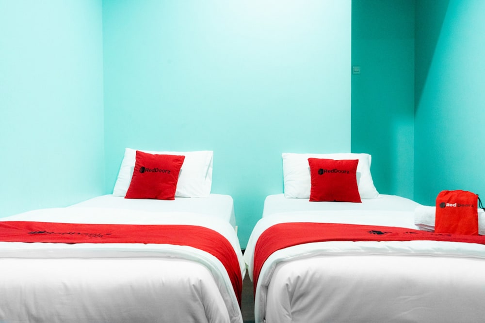 reddoorz near gajah mada street semarang