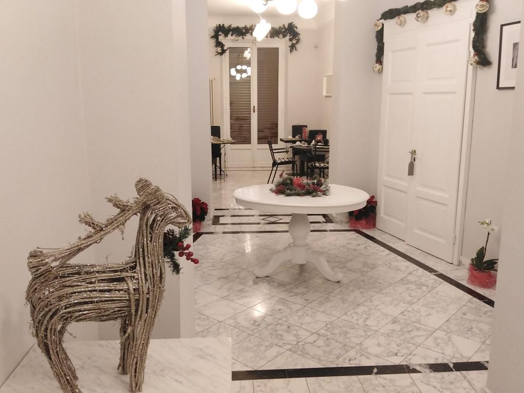 compasso suites