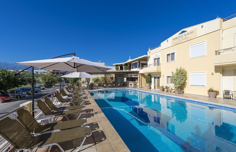 veronica hotel