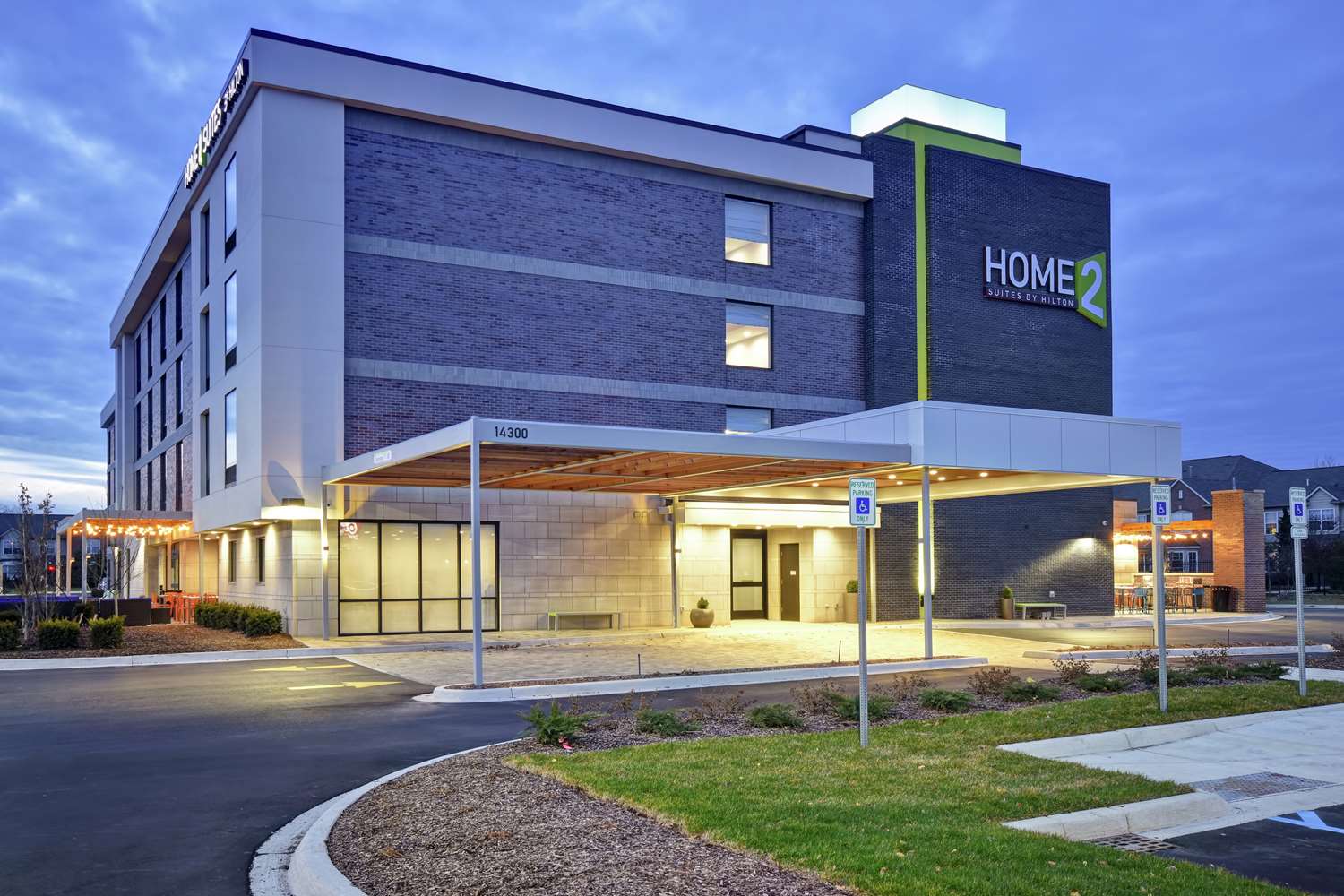 home2 suites by hilton taylor detroit