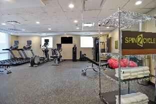 home2 suites by hilton taylor detroit