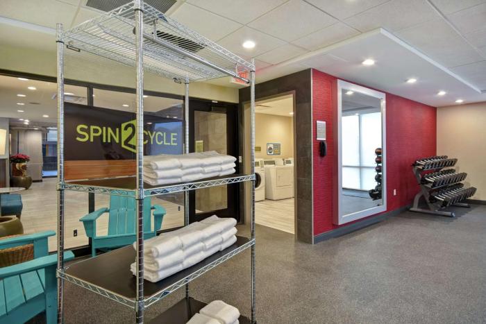 home2 suites by hilton taylor detroit