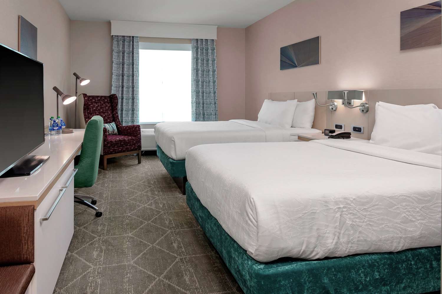 hilton garden inn colorado springs downtown