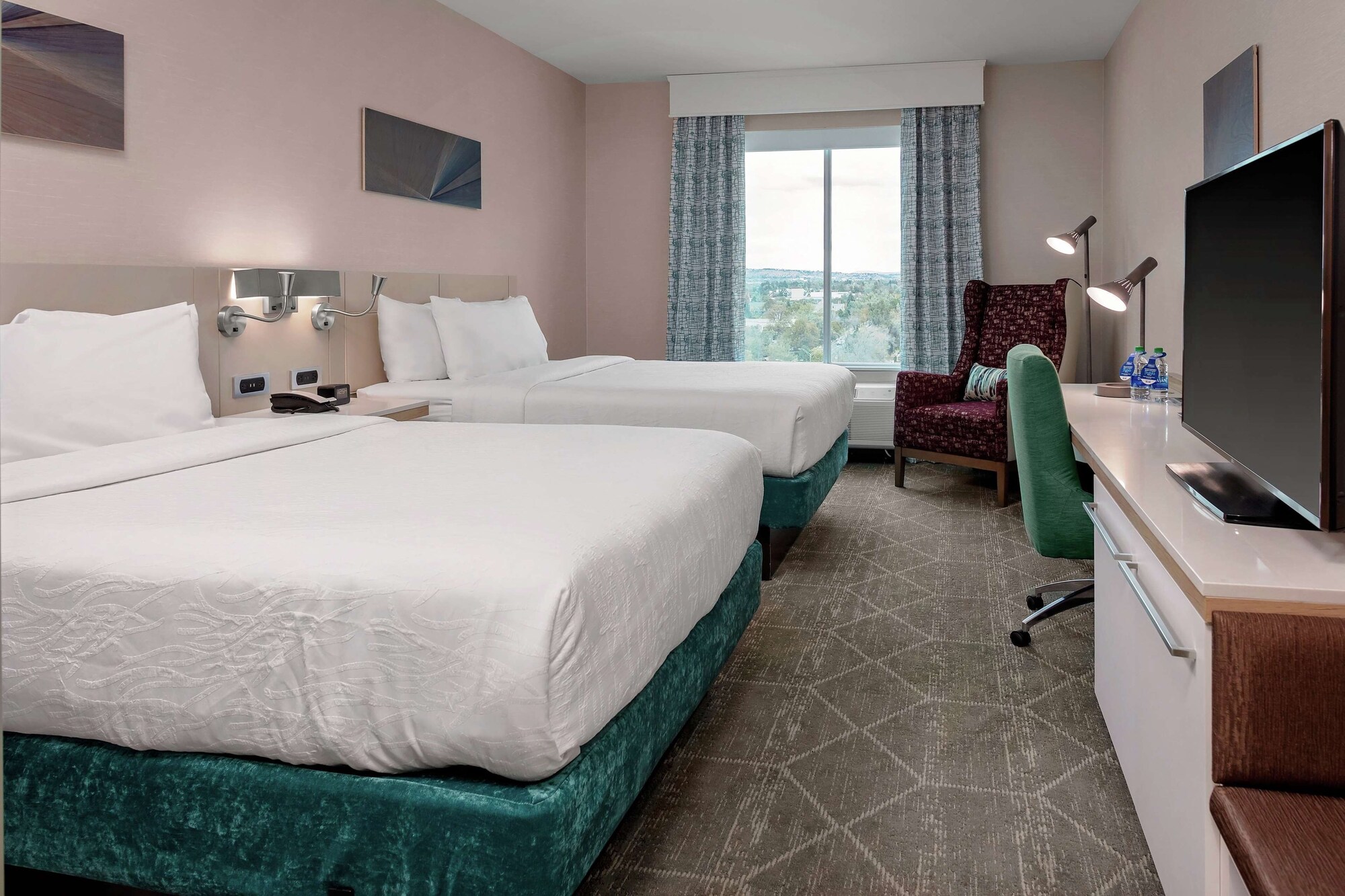 hilton garden inn colorado springs downtown