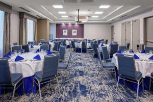 hilton garden inn colorado springs downtown