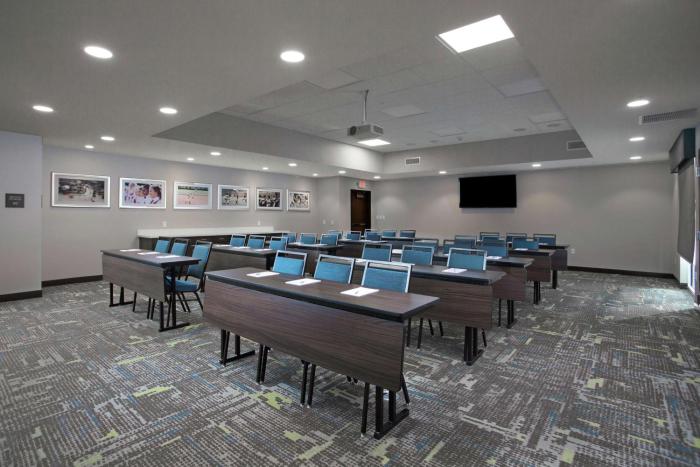 hampton inn and suites kutztown
