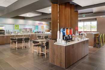 tru by hilton scottsdale salt river