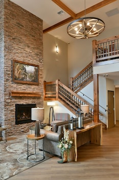 grandstay hotel and suites