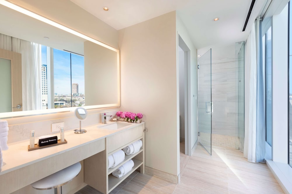 hall arts hotel dallas curio collection by hilton