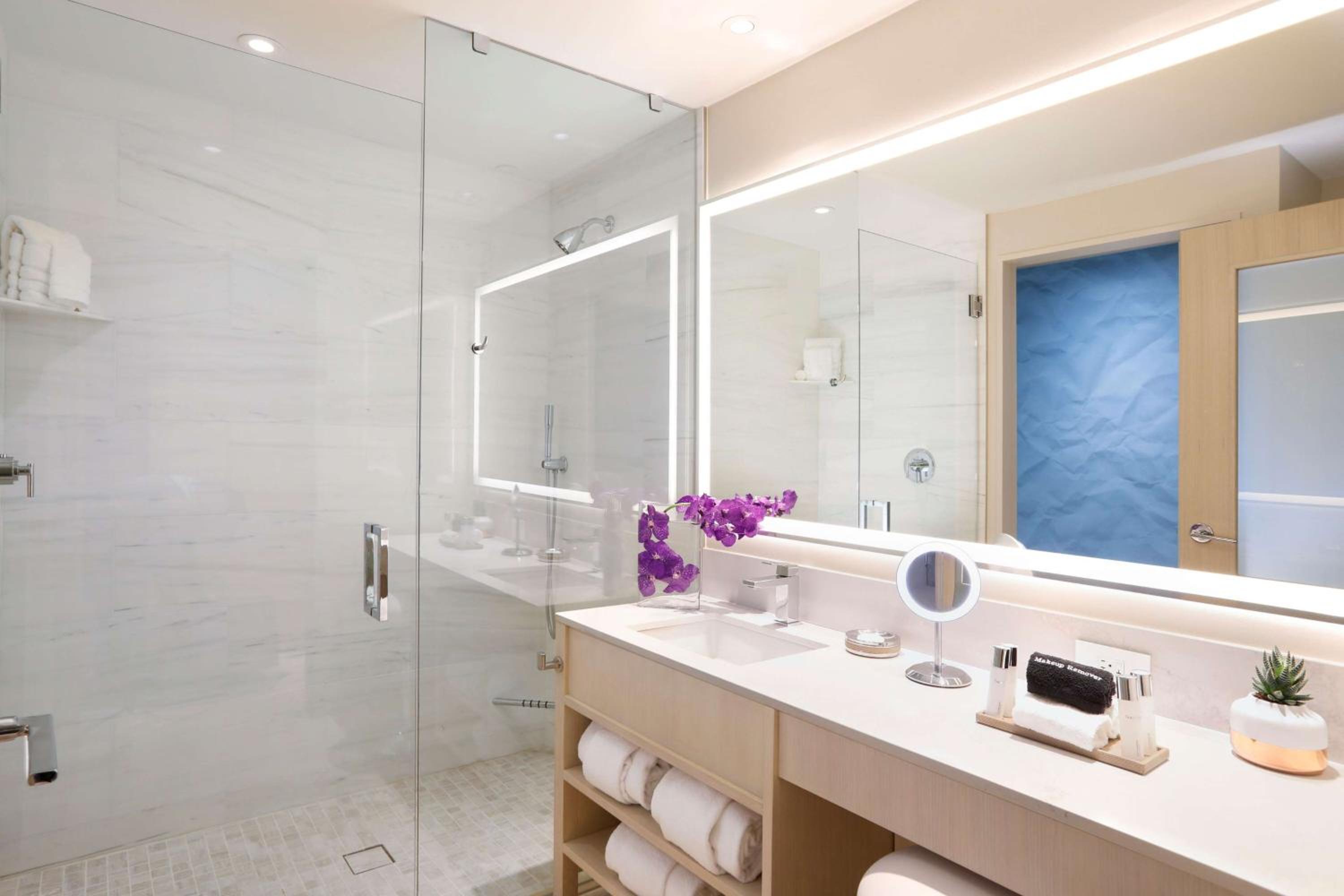 hall arts hotel dallas curio collection by hilton