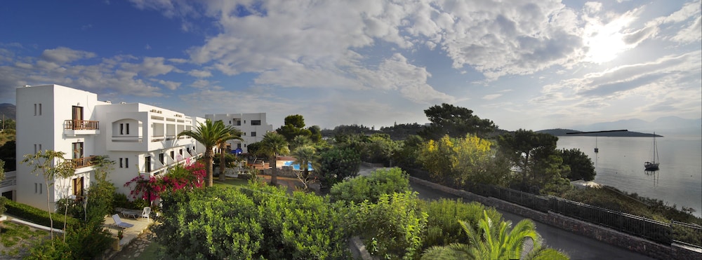 lato hotel