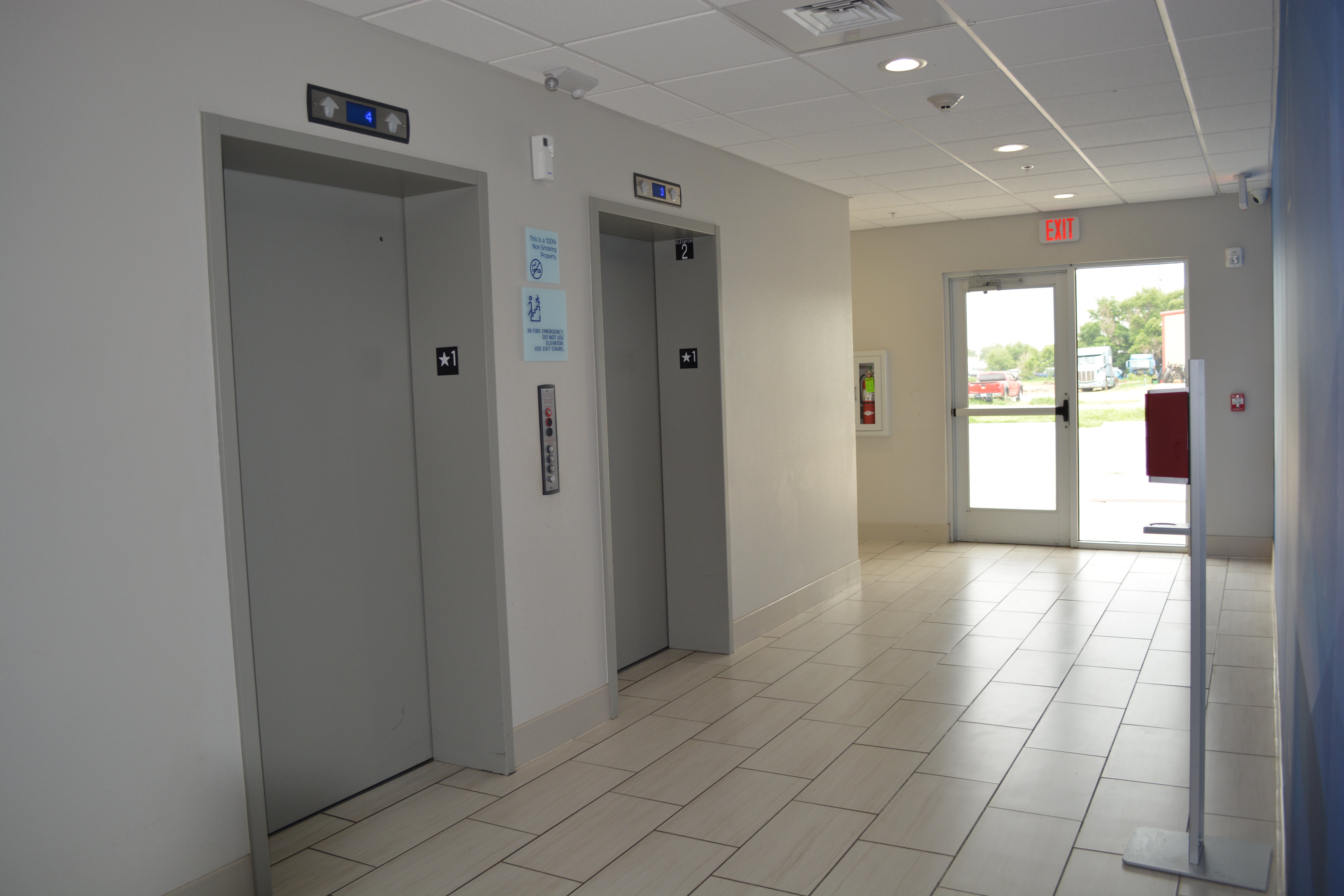 holiday inn express and suites liberal an ihg hotel