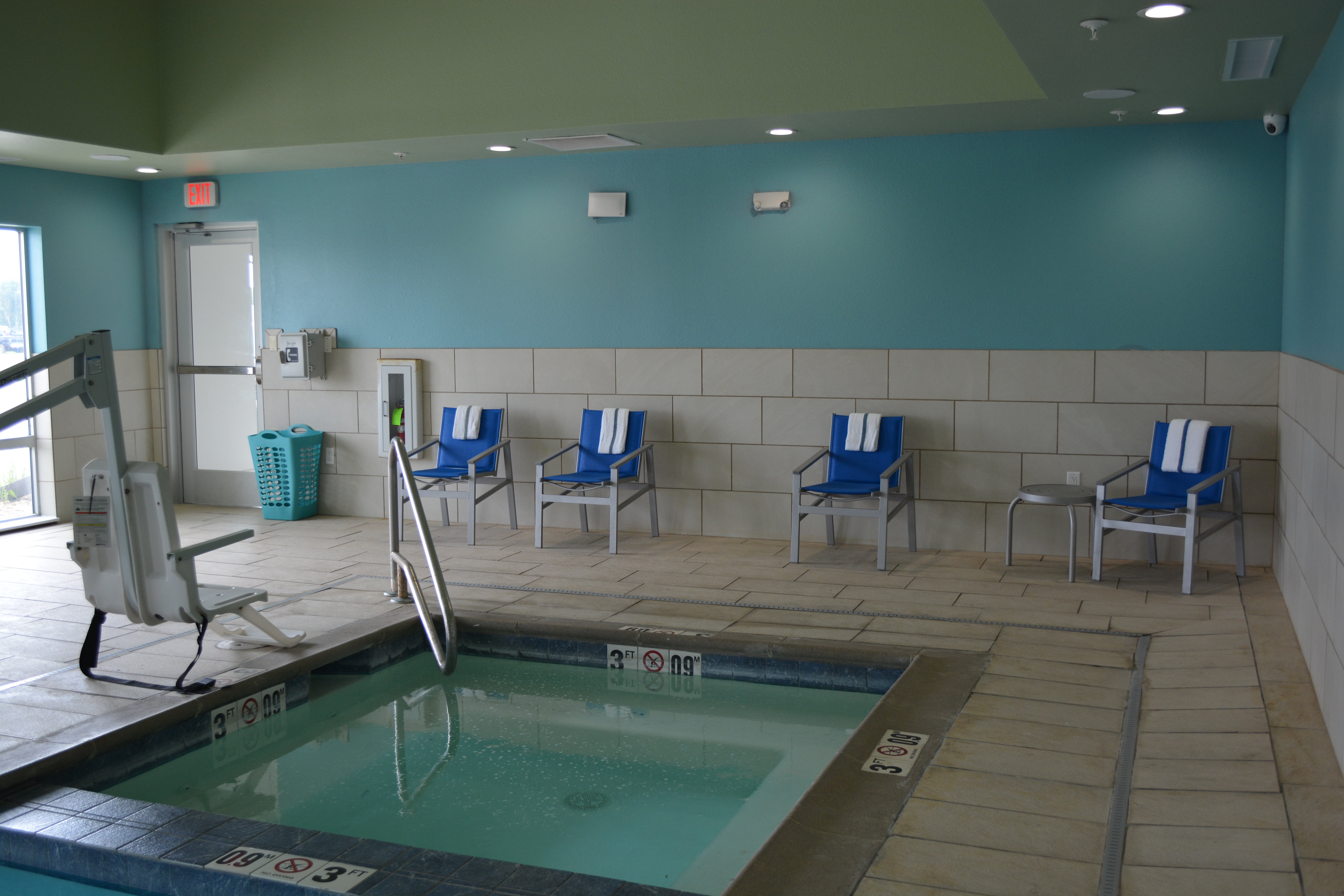 holiday inn express and suites liberal an ihg hotel
