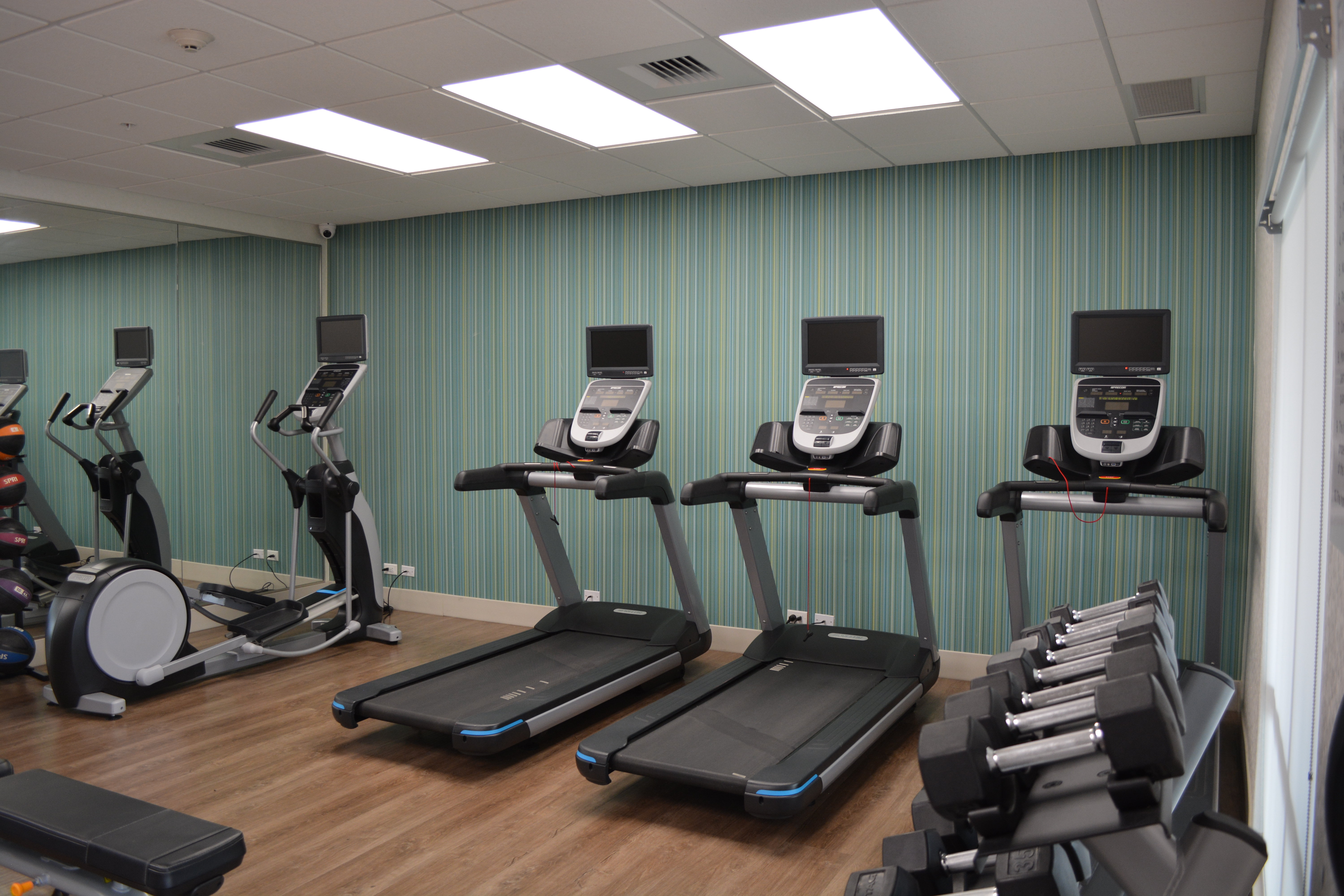 holiday inn express and suites liberal an ihg hotel