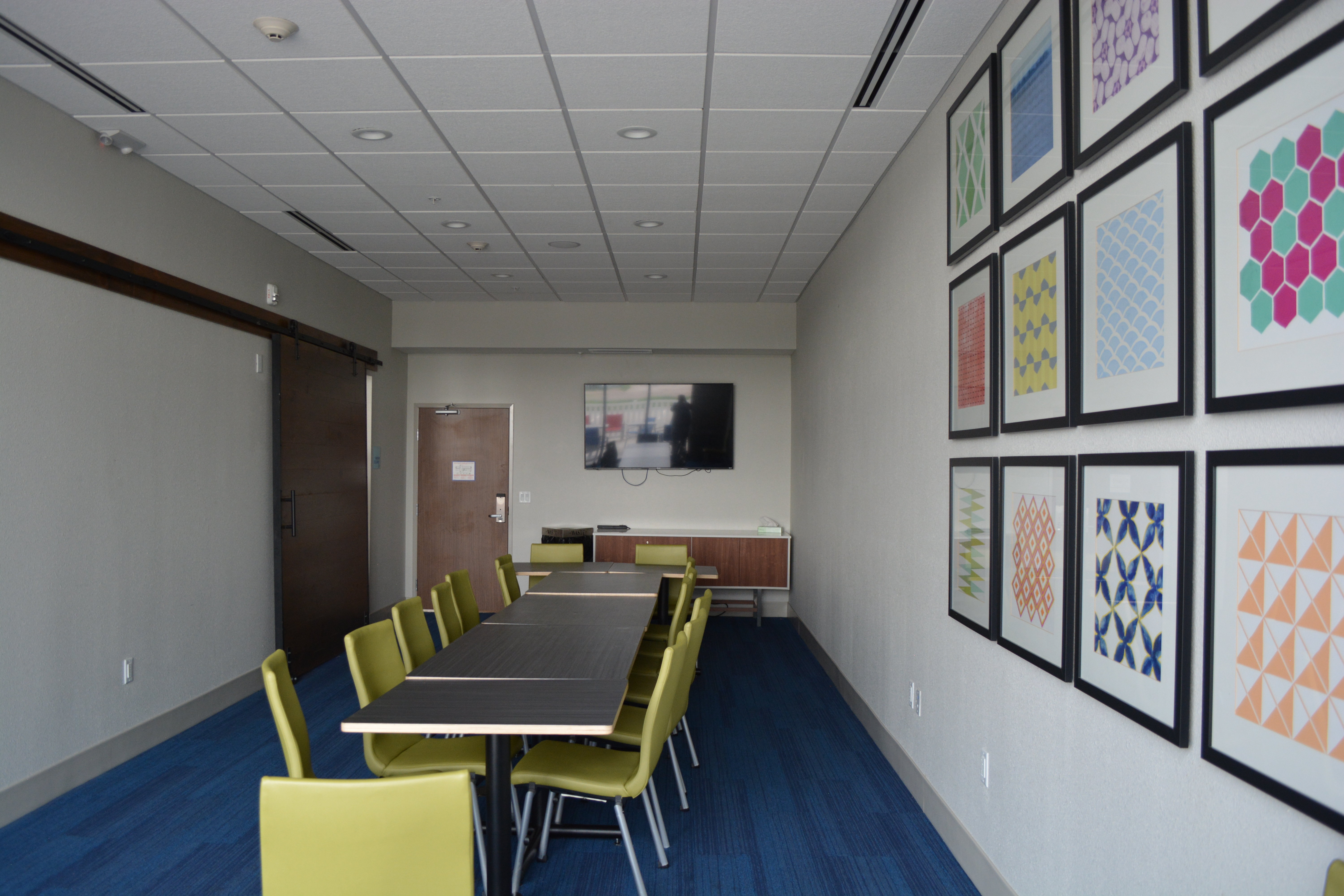 holiday inn express and suites liberal an ihg hotel