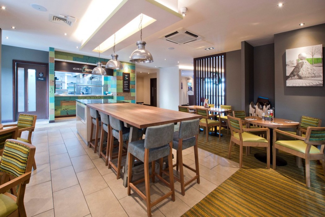 premier inn glasgow braehead