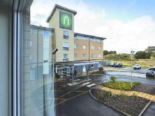 premier inn glasgow braehead