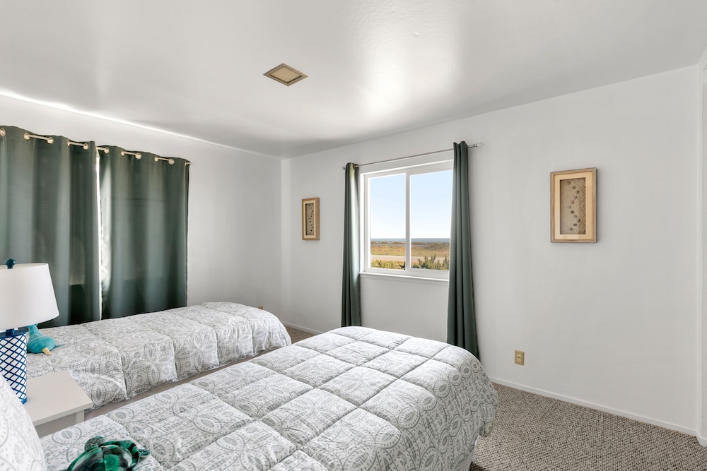 point arena lighthouse