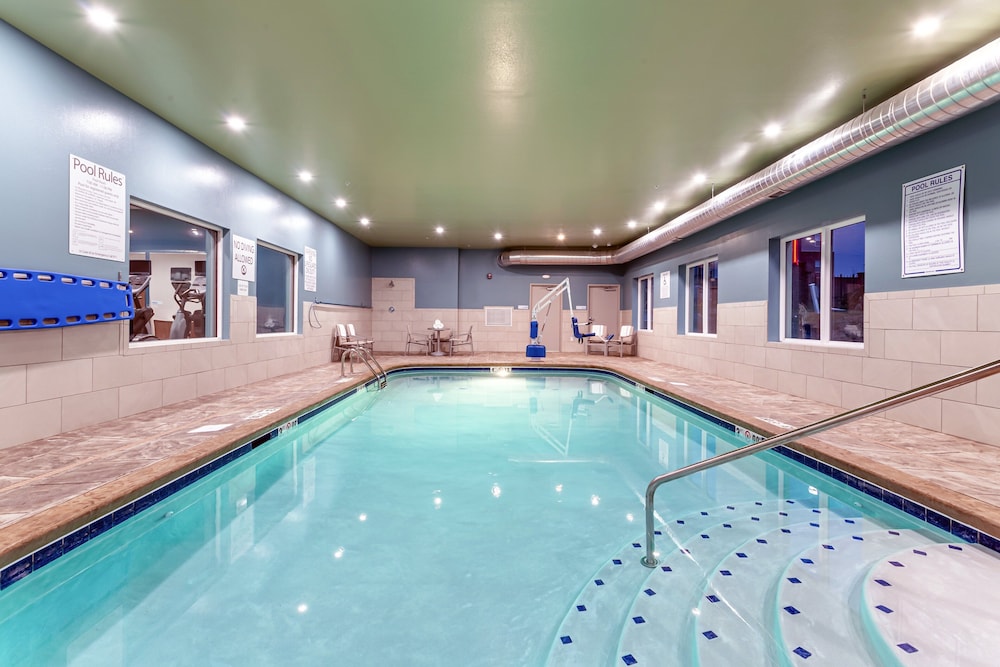 hol inn exp and suites columbus worthington
