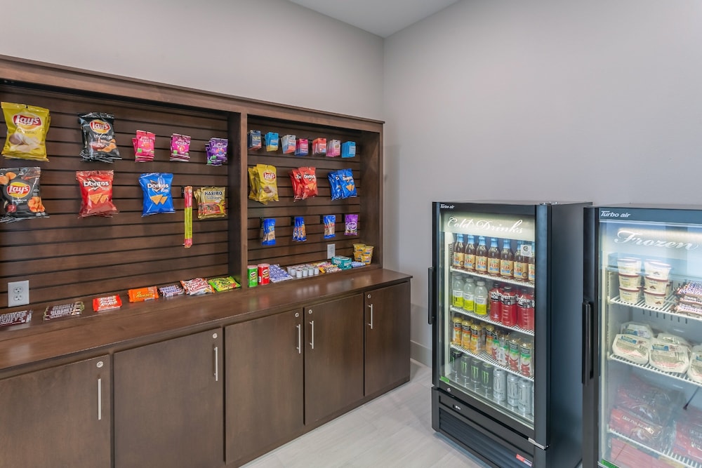 hol inn exp and suites columbus worthington