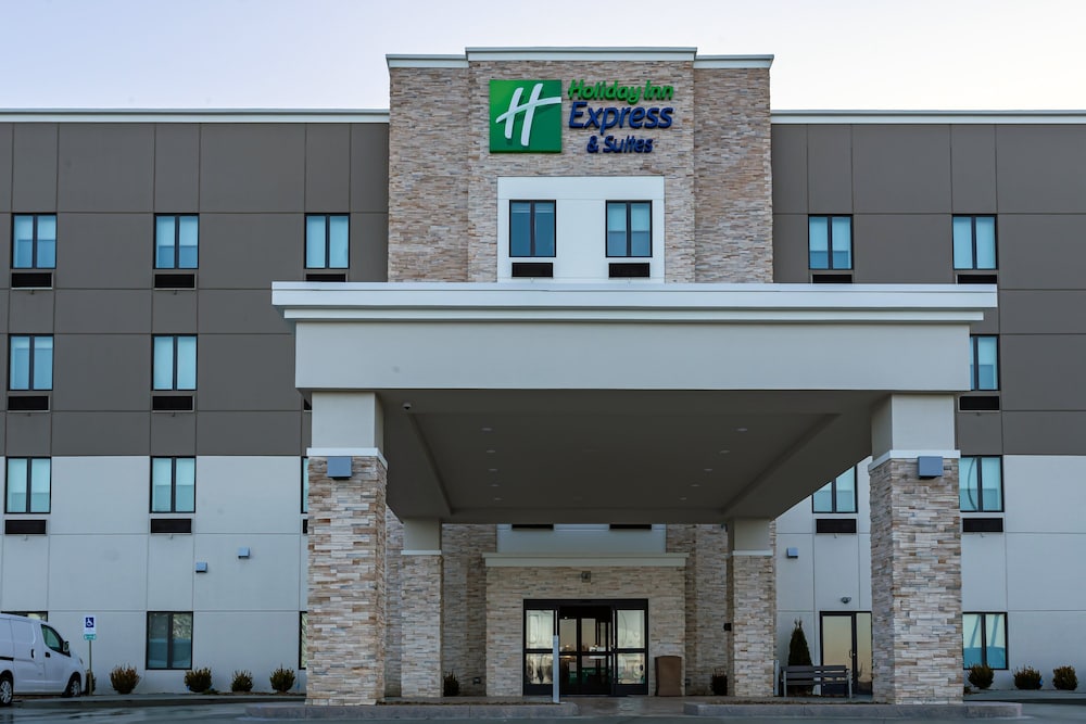 hol inn exp and suites columbus worthington