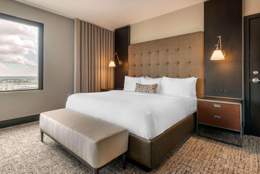 cambria hotel houston downtown convention center