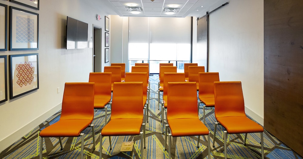 holiday inn express and suites wentzville st louis west