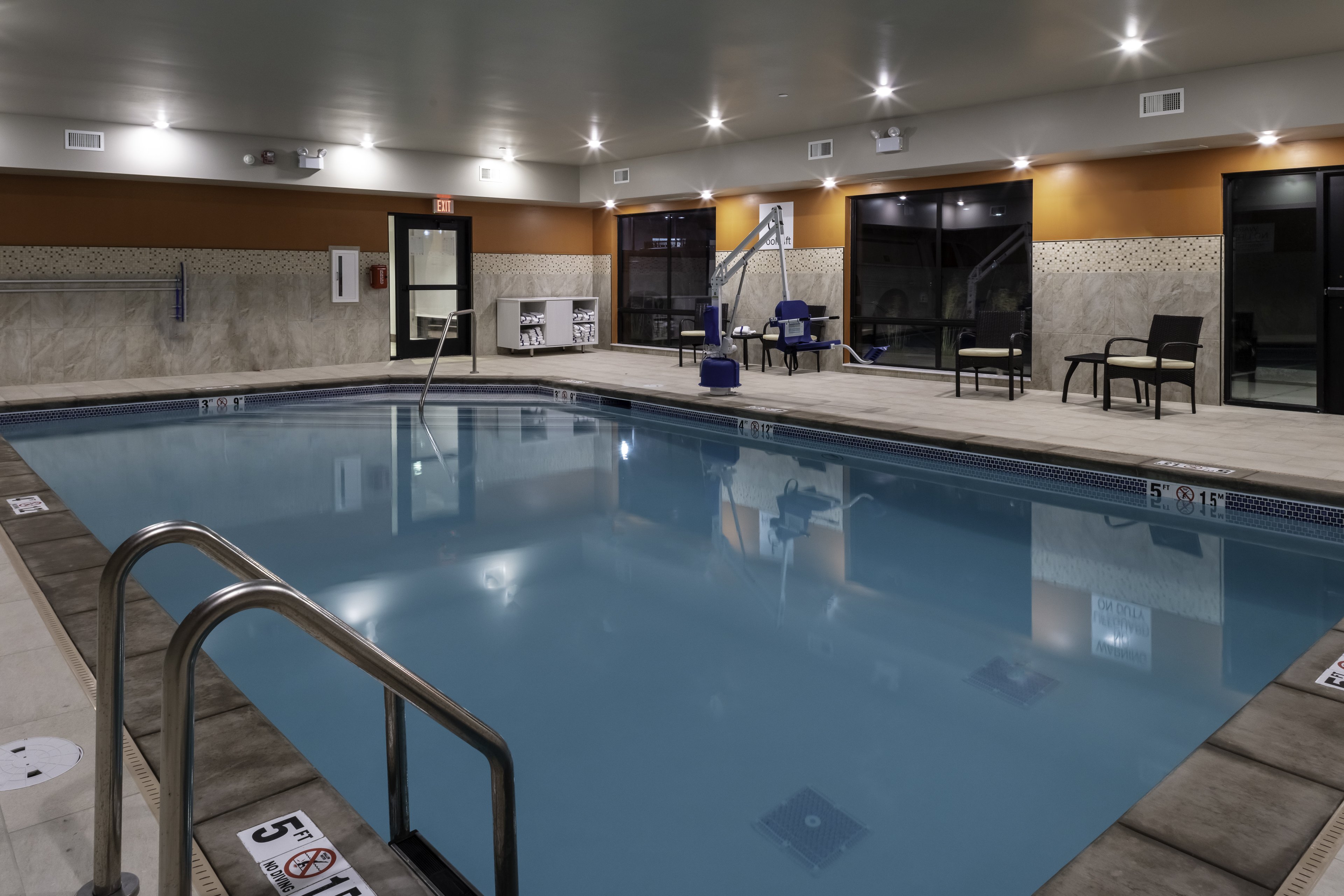 holiday inn express and suites the dalles an ihg hotel