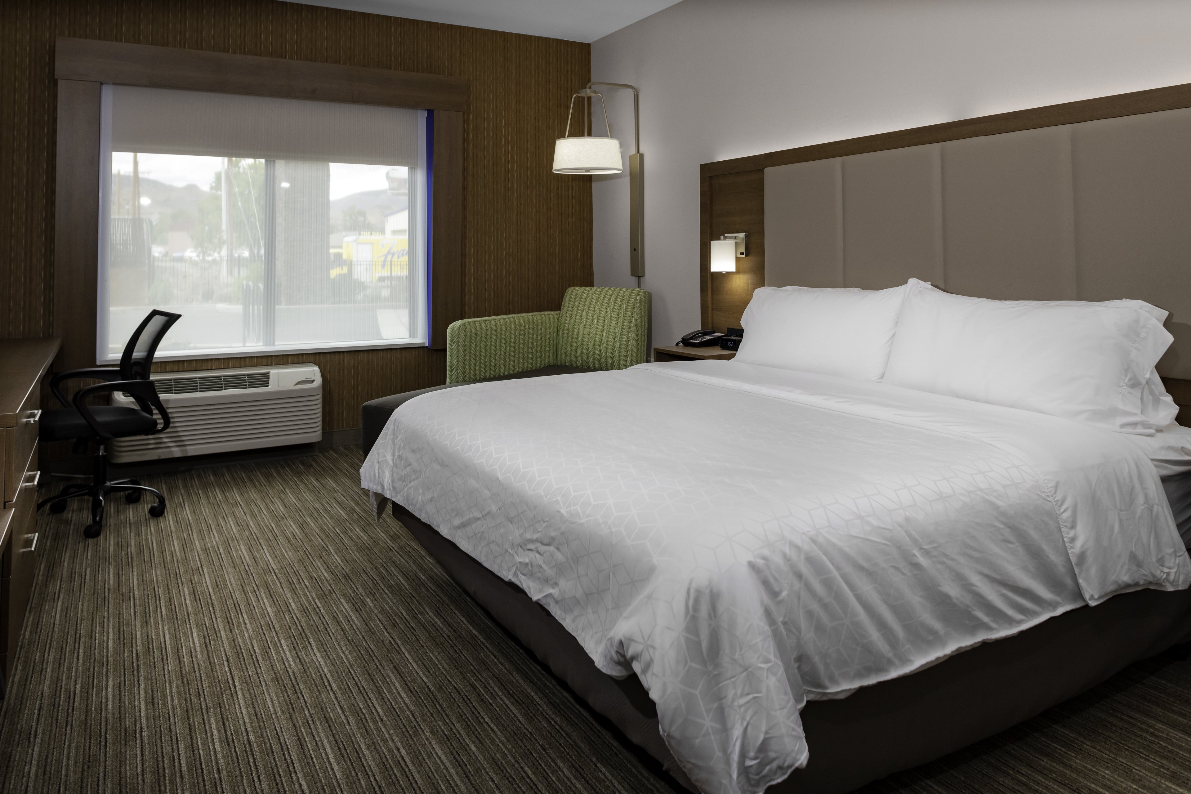 holiday inn express and suites the dalles an ihg hotel