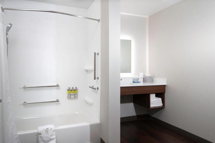 holiday inn express and suites the dalles an ihg hotel