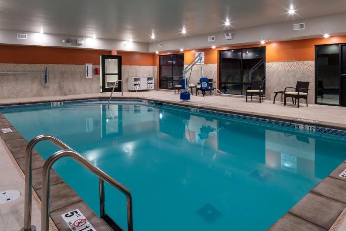 holiday inn express and suites the dalles an ihg hotel