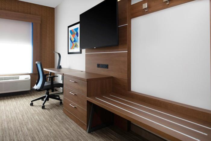 holiday inn express and suites the dalles an ihg hotel