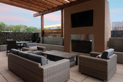 holiday inn express and suites the dalles an ihg hotel